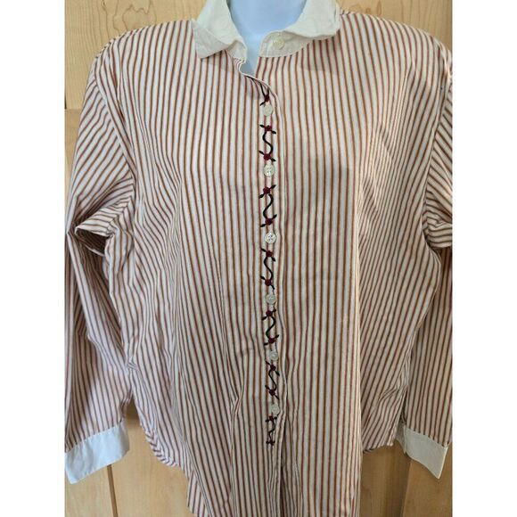 Vintage Red & White Striped Button-Down Shirt Embroidered Accents granny core - Picture 3 of 11